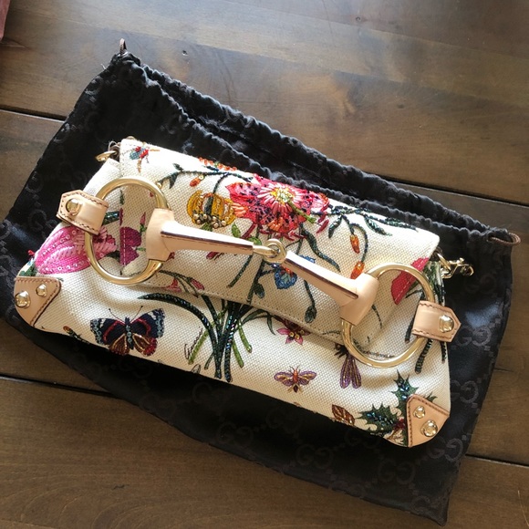 Gucci Handbags - Gucci Tom Ford Clutch Floral Purse RARE Collectibl